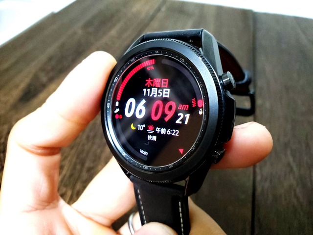 Galaxy Watch 3 レビュー】スペックや機能は確実に進化。旧モデルとの 